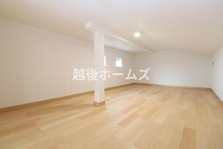 [ W.Q̑eʂ̉[
tŖ邭C̓ւ\