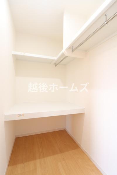 [ yЎ{HzEH[NCN[[bg