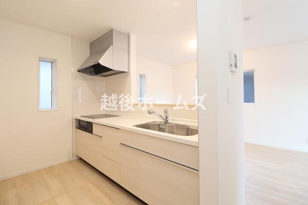 �L�b�`�� ���r���O�S�̂����n����J�E���^�[�L�b�`���􏬂������q�l�����Ă����S�ł��ˁ�