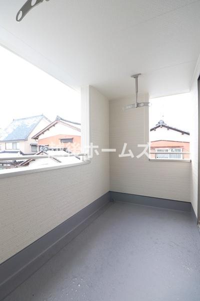 oRj[ Ci[oRj[̗pŁAˑR̈VɂłI