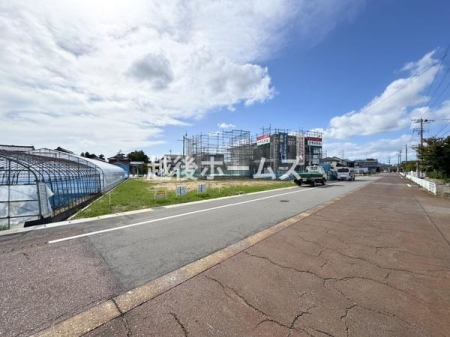 OʓH܂ތnʐ^ ̓ʕEdlݔ₨̑傫̔rAߗׁEӊ⒬݂ȂǁAł͂킩Ȃ񂪂񂠂܂B񌻒nɂĂmFB