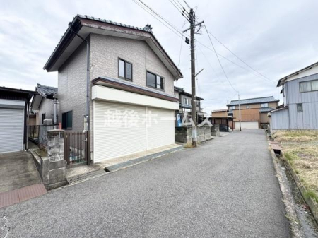 OʓH܂ތnʐ^ ̓ʕEdlݔ₨̑傫̔rAߗׁEӊ⒬݂ȂǁAł͂킩Ȃ񂪂񂠂܂B񌻒nɂĂmFB