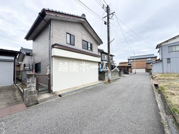 OʓH܂ތnʐ^ ̓ʕEdlݔ₨̑傫̔rAߗׁEӊ⒬݂ȂǁAł͂킩Ȃ񂪂񂠂܂B񌻒nɂĂmFB