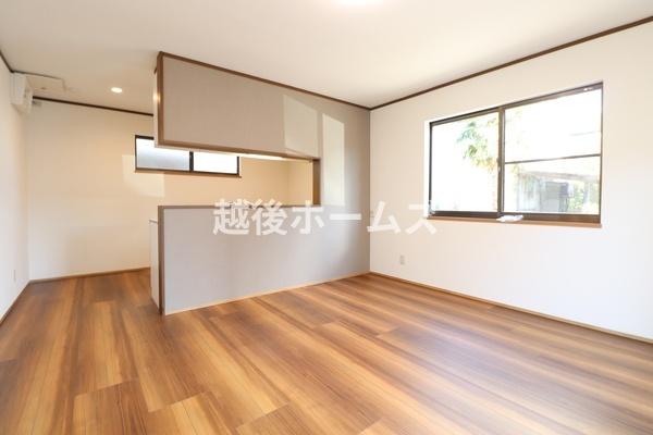 rO _CjOe[uE\t@[zułƂ肠݌vɂȂĂ܂B