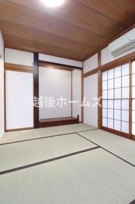 �a�� �q�Ԃ₭�났�X�y�[�X�Ƃ��āA���l�ȃV�[���ɑΉ��ł���a��