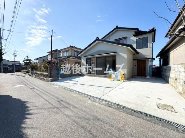 OʓH܂ތnʐ^ ̓ʕEdlݔ₨̑傫̔rAߗׁEӊ⒬݂ȂǁAł͂킩Ȃ񂪂񂠂܂B񌻒nɂĂmFB