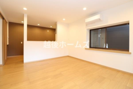 rO _CjOe[uE\t@[zułƂ肠݌vɂȂĂ܂B