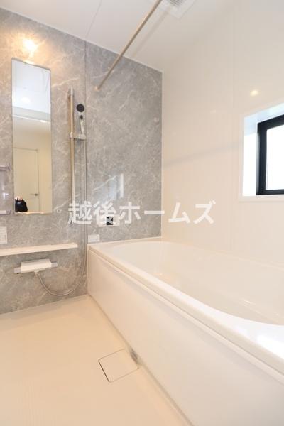 ���� �y���Ў{�H����z�P�؃^�C�v�̍L�X���j�b�g�o�X�ł��I
���������g�[�@��W�������A�P�N�����K�ɉ߂����闁���ł�