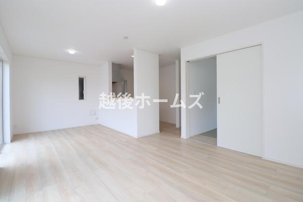 rO yЎ{Hz
QSԊCVXeɐ݂AɋCzKȋԂɕςĂ܂