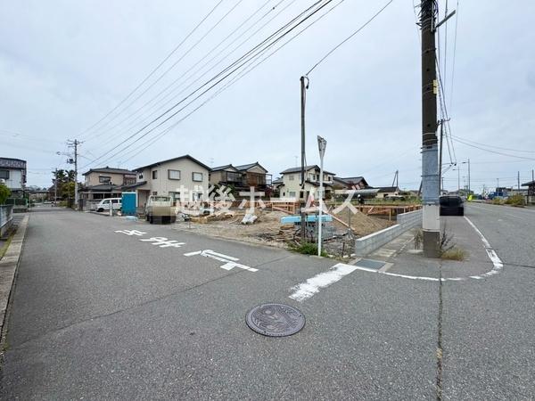 OʓH܂ތnʐ^ ̓ʕEdlݔ₨̑傫̔rAߗׁEӊ⒬݂ȂǁAł͂킩Ȃ񂪂񂠂܂B񌻒nɂĂmFB