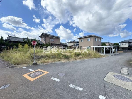 OʓH܂ތnʐ^ ̓ʕEdlݔ₨̑傫̔rAߗׁEӊ⒬݂ȂǁAł͂킩Ȃ񂪂񂠂܂B񌻒nɂĂmFB