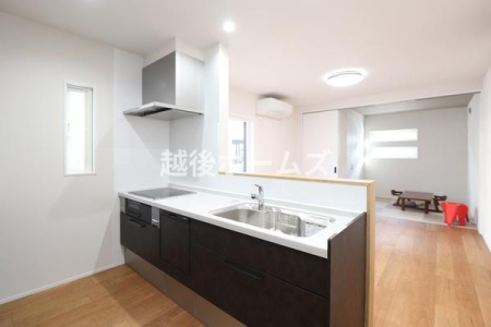 Lb` rOŜnJE^[Lb`􏬂qlĂSłˁ