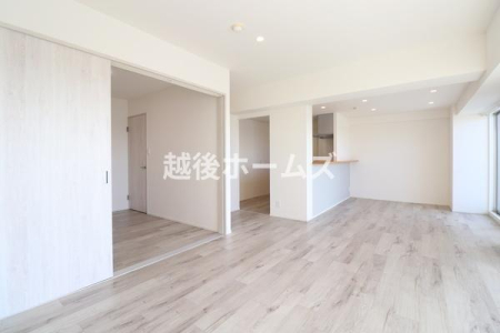 rO _CjOe[uE\t@[zułƂ肠݌vɂȂĂ܂B