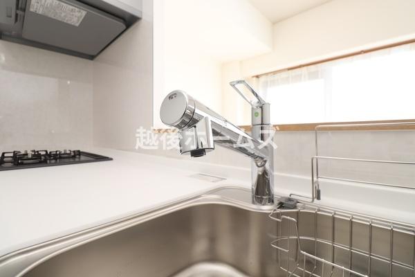 ̑ ֌̐[ɏ򐅊BꏊƂȂIȏ򐅊łB܂A򐅊킲ƃz[Xo܂BJ[gbWȒPB