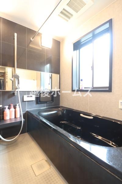  yQKz
P؃^Cv̍LXjbgoXłI
g[@WAPNKɉ߂闁ł