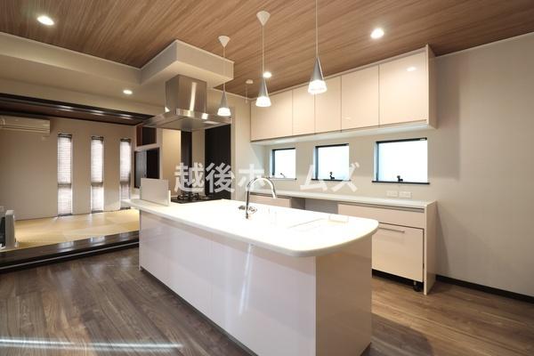 Lb` yPKz
rOŜnJE^[Lb`