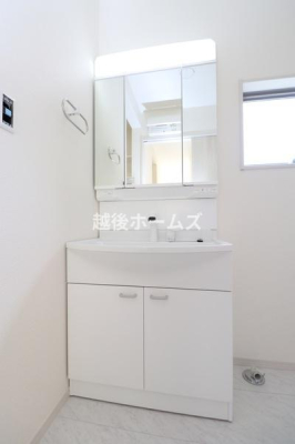 ʑEʏ Rʋ̃Vv[hbT[͎[[I
̂xxyXł܂ˁB