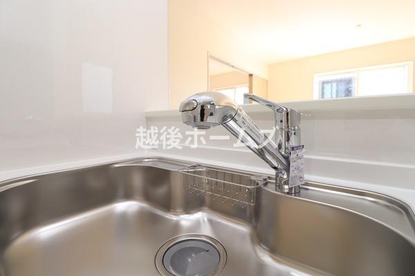 ̑n ֌̐[ɏ򐅊BꏊƂȂIȏ򐅊łB܂A򐅊킲ƃz[Xo܂BJ[gbWȒPB