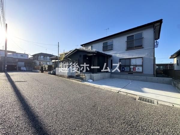 �O�ʓ��H�܂ތ��n�ʐ^ �����̓��������ʕ��E�d�l�ݔ��₨�����̑傫���̔�r�A�ߗׁE���ӊ��⒬���݂ȂǁA�����ł͂킩��Ȃ���񂪂������񂠂�܂��B���񌻒n�ɂĂ��m�F���������B