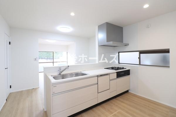 �L�b�`�� ���r���O�S�̂����n����J�E���^�[�L�b�`���􏬂������q�l�����Ă����S�ł��ˁ�