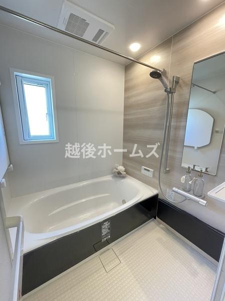  P؃^Cv̍LXjbgoXłI
g[@WAPNKɉ߂闁ł