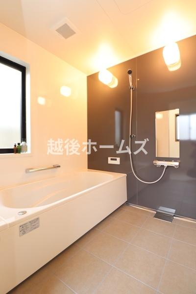 ���� �P���̔�ꂪ�������L�X�Ƃ������j�b�g�o�X�ł��I