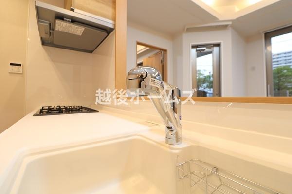 ̑ ֌̐[ɏ򐅊BꏊƂȂIȏ򐅊łB܂A򐅊킲ƃz[Xo܂BJ[gbWȒPB