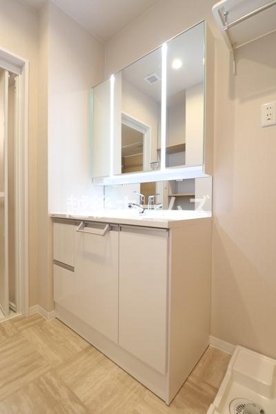 ʑEʏ Rʋ̃Vv[hbT[͎[[I
̂xxyXł܂ˁB