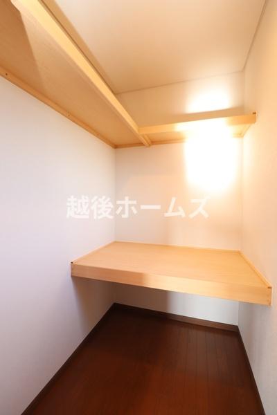 ���[ ���[�͂̂���E�H�[�N�C���N���[�[�b�g�����ł��Еt�������S��