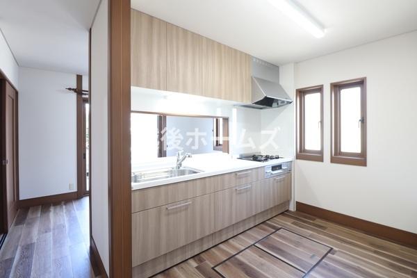 �L�b�`�� ���r���O�S�̂����n����J�E���^�[�L�b�`���􏬂������q�l�����Ă����S�ł��ˁ�