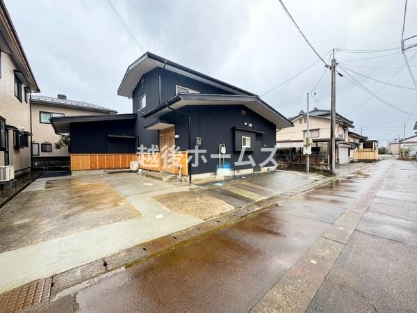 �O�ʓ��H�܂ތ��n�ʐ^ �����̓��������ʕ��E�d�l�ݔ��₨�����̑傫���̔�r�A�ߗׁE���ӊ��⒬���݂ȂǁA�����ł͂킩��Ȃ���񂪂������񂠂�܂��B���񌻒n�ɂĂ��m�F���������B