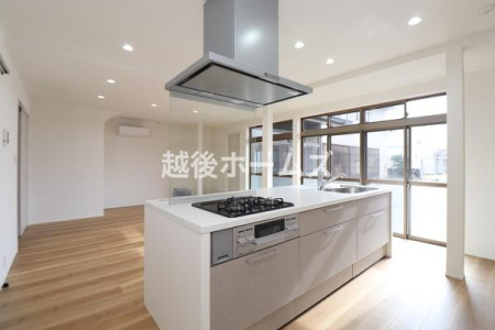 �L�b�`�� ���r���O�S�̂����n����J�E���^�[�L�b�`���􏬂������q�l�����Ă����S�ł��ˁ�