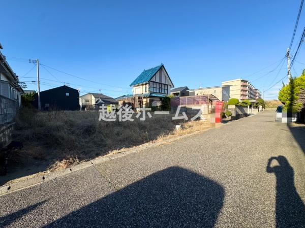 OʓH܂ތnʐ^ ̓ʕEdlݔ₨̑傫̔rAߗׁEӊ⒬݂ȂǁAł͂킩Ȃ񂪂񂠂܂B񌻒nɂĂmFB