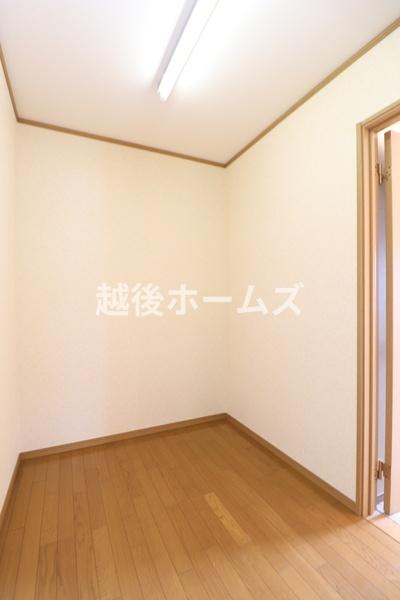 ���[ ���[�͂̂���E�H�[�N�C���N���[�[�b�g�����ł��Еt�������S��