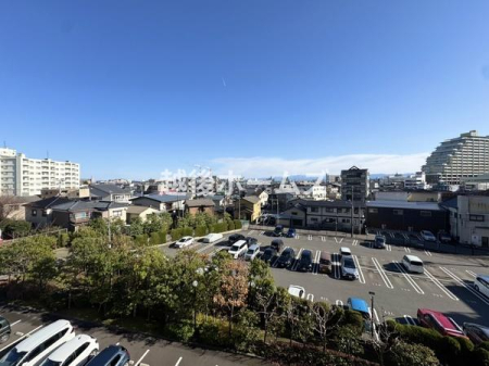 �Z�˂���̒��]�ʐ^ -