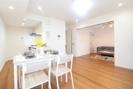 rO yЎ{Hz_CjOe[uzułƂ肠݌vɂȂĂ܂B