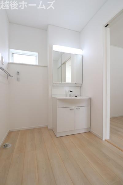 ���ʑ�E���ʏ� �R�ʋ��̃V�����v�[�h���b�T�[�͎��[�[���I
���̂��x�x���y�X�ł��܂��ˁB