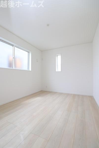 �m�� �V���v���ȗm���Ȃ̂ŉƋ�Ȃǂ̃C���e���A�Ƃ��}�b�`���Ă�����ꊴ���o���₷���A�g�̉��̐��������₷���ł��ˁ�