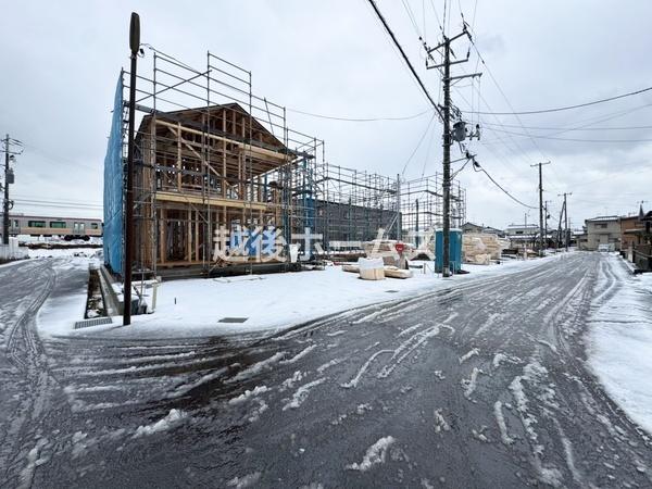 OʓH܂ތnʐ^ ̓ʕEdlݔ₨̑傫̔rAߗׁEӊ⒬݂ȂǁAł͂킩Ȃ񂪂񂠂܂B񌻒nɂĂmFB