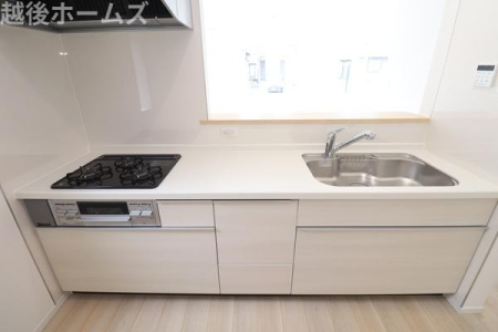 �L�b�`�� �L�b�`���͎g���₷���V�X�e���L�b�`���ł��B
�򐅊��̌^�̐������W���������Ă��܂��B