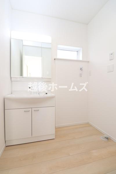 ���ʑ�E���ʏ� �R�ʋ��̃V�����v�[�h���b�T�[�͎��[�[���I
���̂��x�x���y�X�ł��܂��ˁB