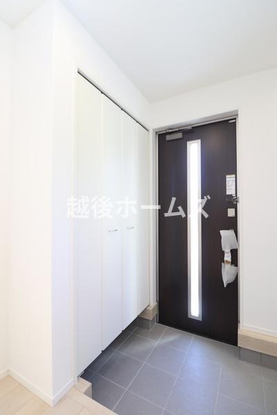 ���� ���ւɂ͎��[�͂̂���V���[�Y�C���N���[�N���̗p��
���փh�A�͈��S�̃_�u�����b�N�Ŗh�Ƒ΍���o�b�`���ł��I