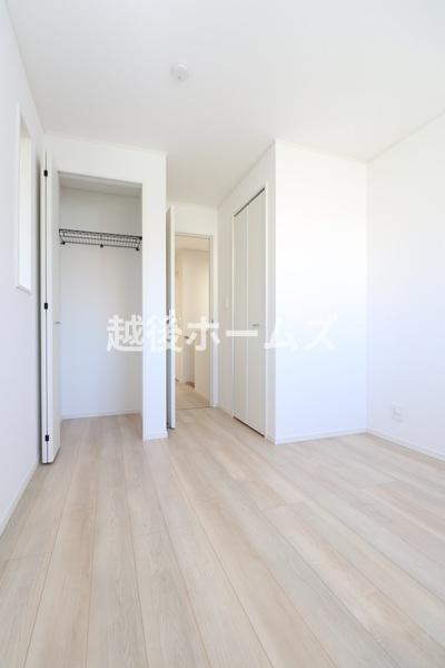 �m�� �y���Ў{�H��z�S���ɃN���[�[�b�g�����A���[���L�x�Ŏg���₷���Ԏ��ɂȂ��Ă��܂�