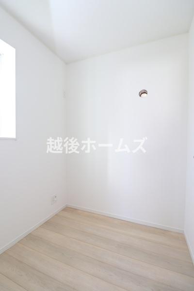 ���[ �y���Ў{�H��z��e�ʂ̎��[�����肨�Еt�������S�ł�