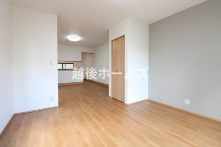 rO _CjOe[uE\t@[zułƂ肠݌vɂȂĂ܂B