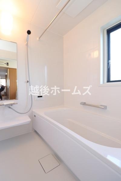  P؃^Cv̍LXjbgoXłI
g[@WAPNKɉ߂闁ł