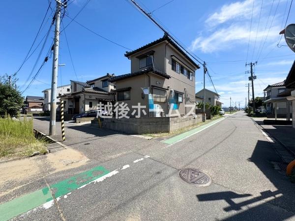 OʓH܂ތnʐ^ ̓ʕEdlݔ₨̑傫̔rAߗׁEӊ⒬݂ȂǁAł͂킩Ȃ񂪂񂠂܂B񌻒nɂĂmFB