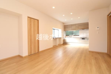 rO _CjOe[uE\t@[zułƂ肠݌vɂȂĂ܂B