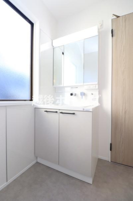 ʑEʏ yЎ{HzVv[hbT[͎[[I
̂xxyXł܂ˁB