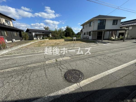 �O�ʓ��H�܂ތ��n�ʐ^ -